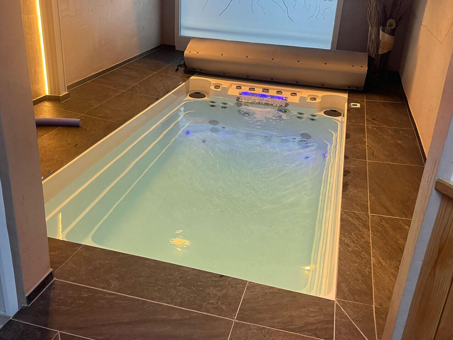 INFINITAS SP5000 Swim Spa – Ansicht 4
